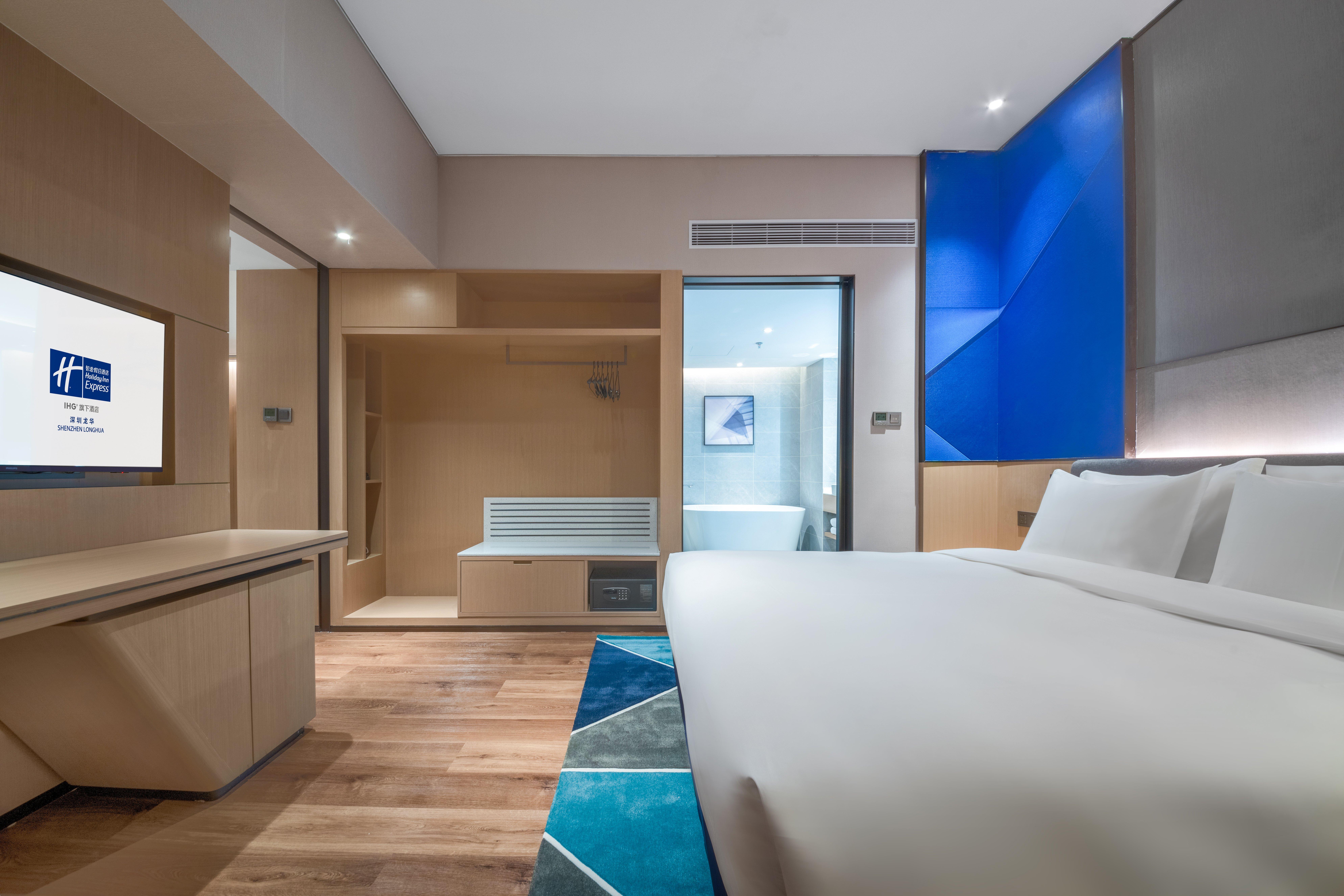 Holiday Inn Express Shenzhen Longhua By Ihg Exterior foto